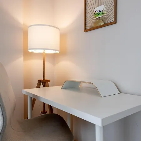 Apartment Stylish - Prime Location *